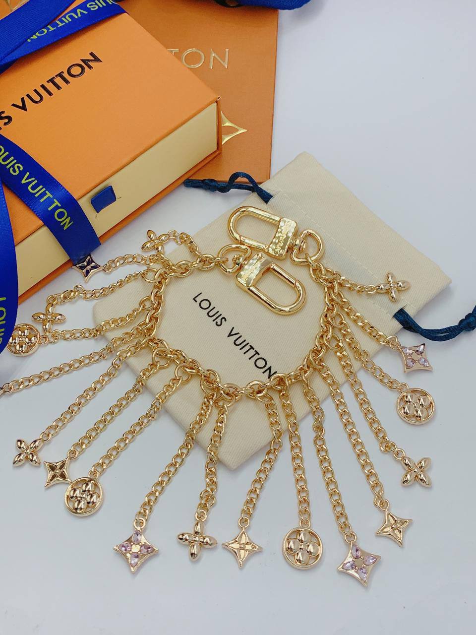 *KEY🗝️ CHAINS* 🔆
*BAG CHARMS*
*80*  *AED*💰
      *Each*
      *with*
*Good Box* 📦

*MASTER QUALITY*

Zain89
♥️♥️♥️