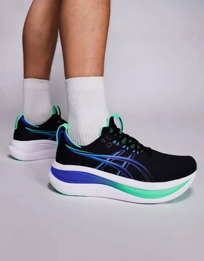ASICS Gel Nimbus 28 , master 
Size 36 to 45 , 
250 dhs✅

Zain196
♥️♥️♥️