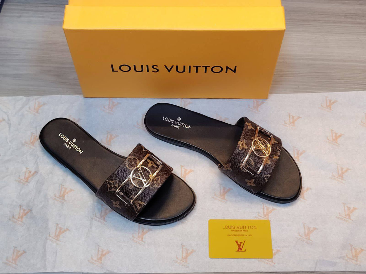 LV Slipper, 
New Arrived 
Size 36 To 41
90 dhs❣️

Zain16
♥️♥️♥️