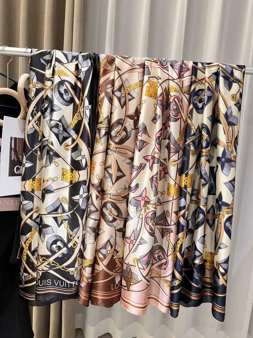 Silk scarf
40 dhs❣️

Zain60
❣️❣️❣️