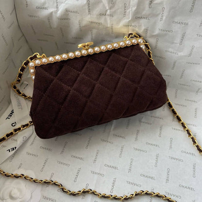 Chanel 💕💕🙋🏻‍♀️
Master
20cm🫶🏼 
290 dhs💓

Zain228
♥️♥️♥️