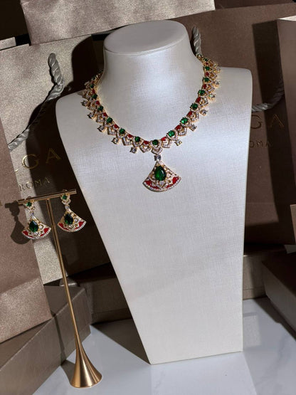 *BVlGARI*
New Collection 😍

Quality: Super Master 
Non -Tarnish color
* Necklace 
* ⁠Earrings
* ⁠For Price 👇 WTSP Text Zain 0568585901
* ⁠
* ⁠Zain268
♥️♥️♥️