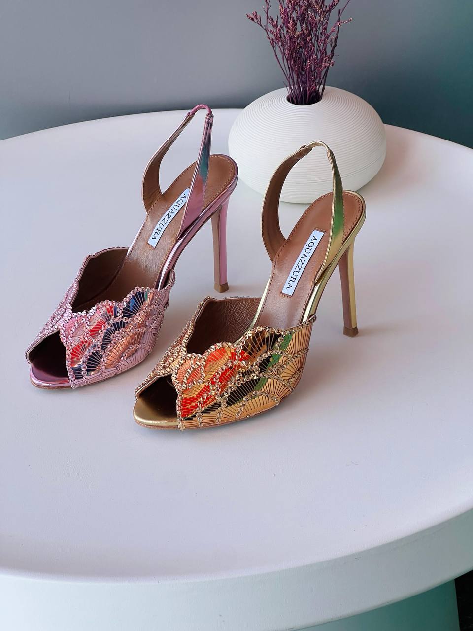 Aquzzura 
Size 36_41
Heel 10.5 cm
Super high quality* 
600 dhs🪙🌨️

Zain176
♥️♥️♥️
