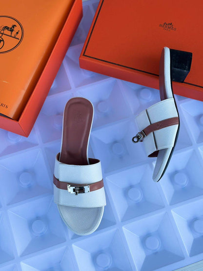 Hermes 
110 dhs🪙🌨️
Size 36-42

Zain55
♥️♥️♥️