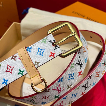 LV
💜*Master quality*💜
300 dhs🪙💚

Zain160
♥️♥️♥️