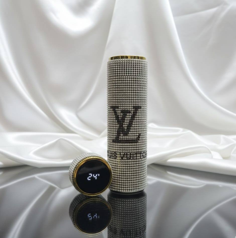 VACUUM FLASK 500 ml
BOTTLE IN  GLITTERS
    ✦ HOT 🔥☕
    ✦ COLD 🥶❄️🧊
ɪᴛ ʜᴀs ᴛᴇᴍᴘᴇʀᴀᴛᴜʀᴇ sɪɢɴ
ᴡɪᴛʜ BOX
🎁🎁🎁

75 dhs🪙🌺

Zain31
♥️♥️♥️