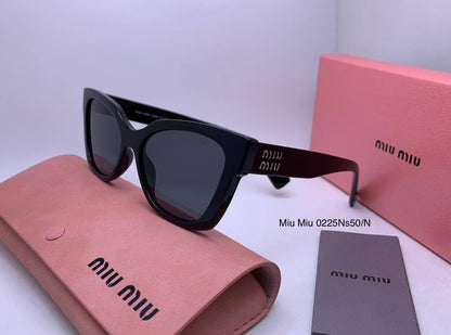 Miu Miu
70 dhs✅

Zain126
♥️♥️♥️