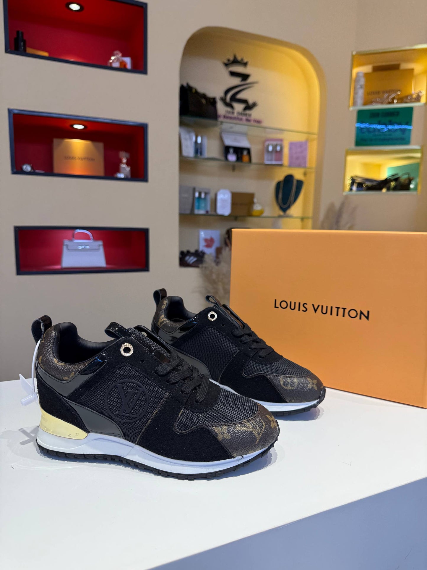 Lv

The 140 dhs

Zain86

اطلبوها من الوتس المثبت في الأعلى👆🏻👆🏻

تواصلو معنا 👈🏻 Zain 
For order WhatsApp pinned 👆🏻

♥️♥️♥️