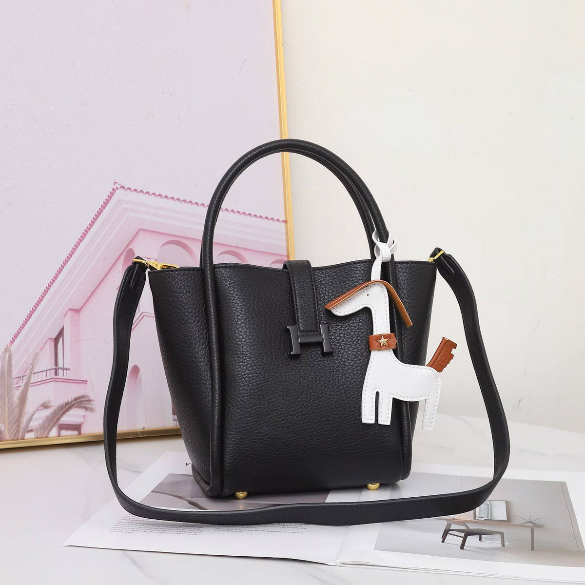 New arrived 

Hermes
Size 24 Cm
115 dhs🇦🇪🇦🇪

Zain161
♥️♥️♥️