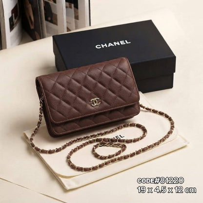 Chanel ᴡᴀʟʟᴇᴛ ᴏɴ ᴄʜᴀɪɴ
ғʟᴀᴘ ᴍᴀɢɴᴇᴛ ʟᴏᴄᴋ
ᴄᴀᴠɪᴀʀ ʟᴇᴀᴛʜᴇʀ ᴍᴀᴛᴇʀɪᴀʟ
ɢᴏʟᴅ ʜᴀʀᴅᴡᴀʀᴇ.
sɪᴢᴇ: 19 cm
ᴡɪᴛʜ BOX

75 dhs🇦🇪🇦🇪

Zain31
♥️♥️♥️