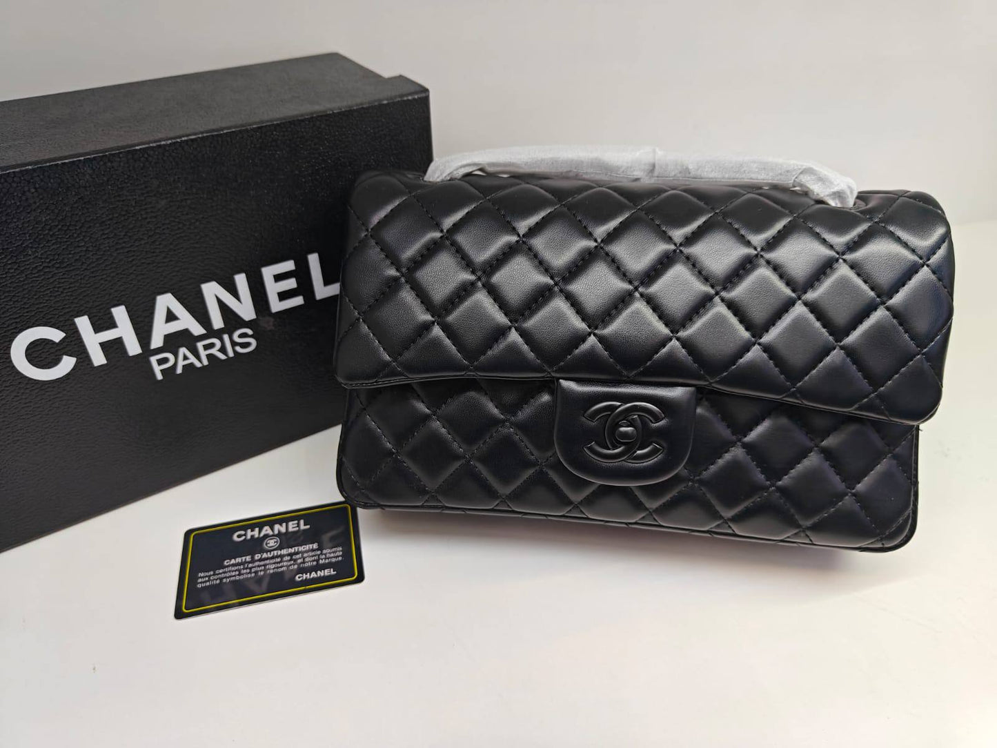 Chanel
 115 dhs🌺 

with box
🎁🎁🎁

Zain235
♥️♥️♥️