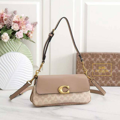 Coach

90 dhs✅

high quality 

With box   
🎁🎁🎁

20cm

Zain26
♥️♥️♥️