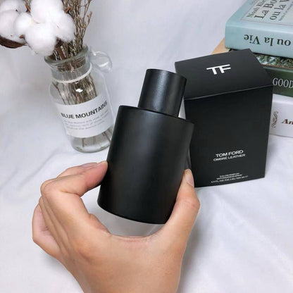 Tom Ford
100 ml
35 dhs💓

Zain17
♥️♥️♥️
