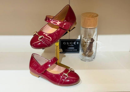 New Gucci Ballerina shoes🤍
Size:26 to 35
240 dhs✅
Super master quality ✅

Zain286
♥️♥️♥️