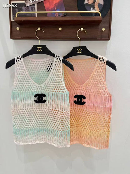 CHANEL
Women’s Top
Master Quality 
SML
210 dhs✅

Zain276
♥️♥️♥️