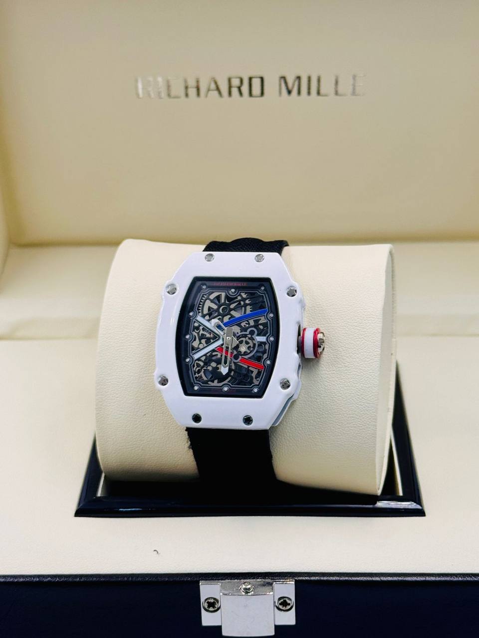RICHARD MILLE Men 
85 dhs✅

Zain08
♥️♥️♥️