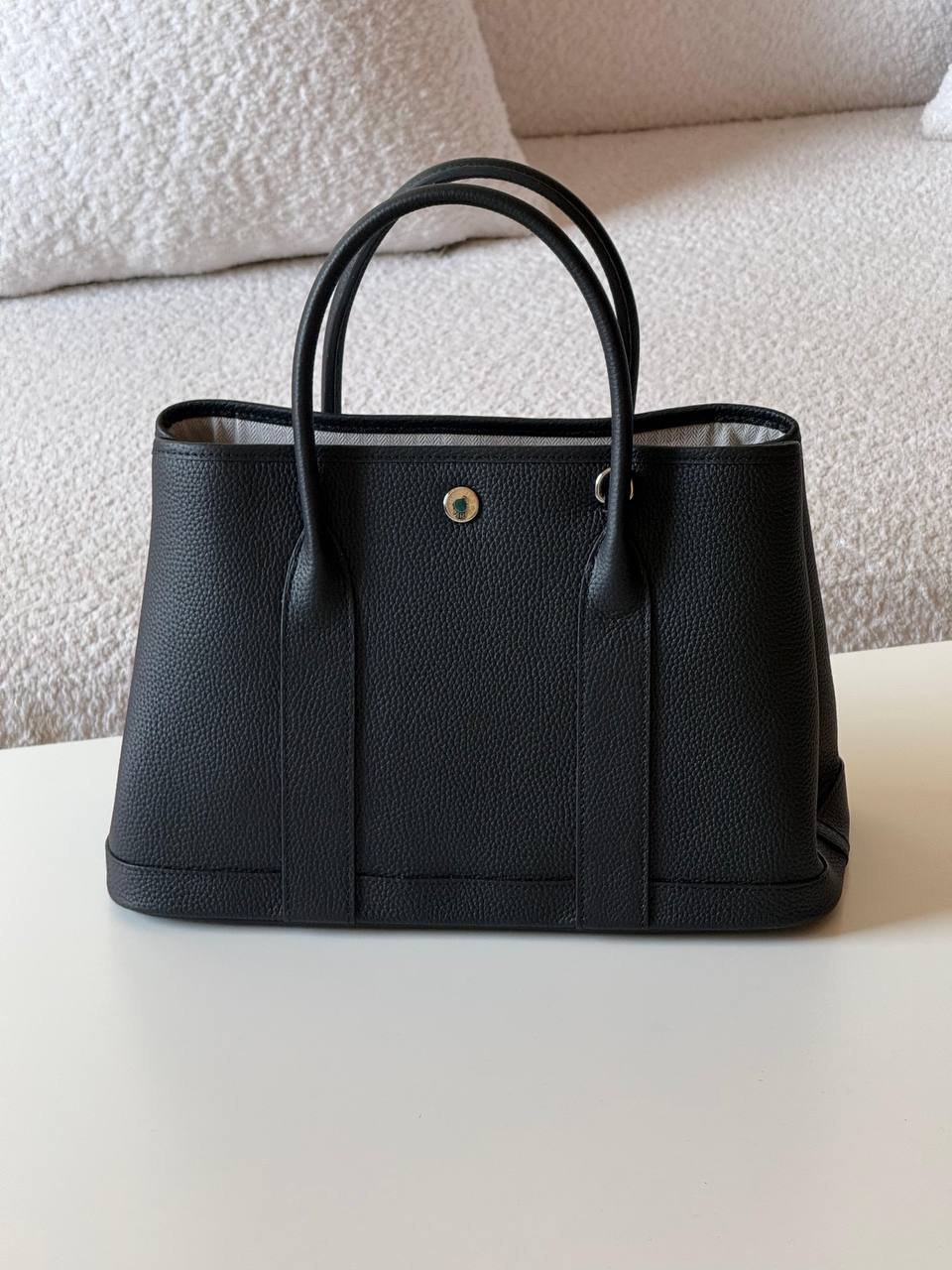 Hermes Gardenparty 30cm💕master quality😍

with box
🎁🎁🎁

380 dhs🪙💚

Zain52
♥️♥️♥️