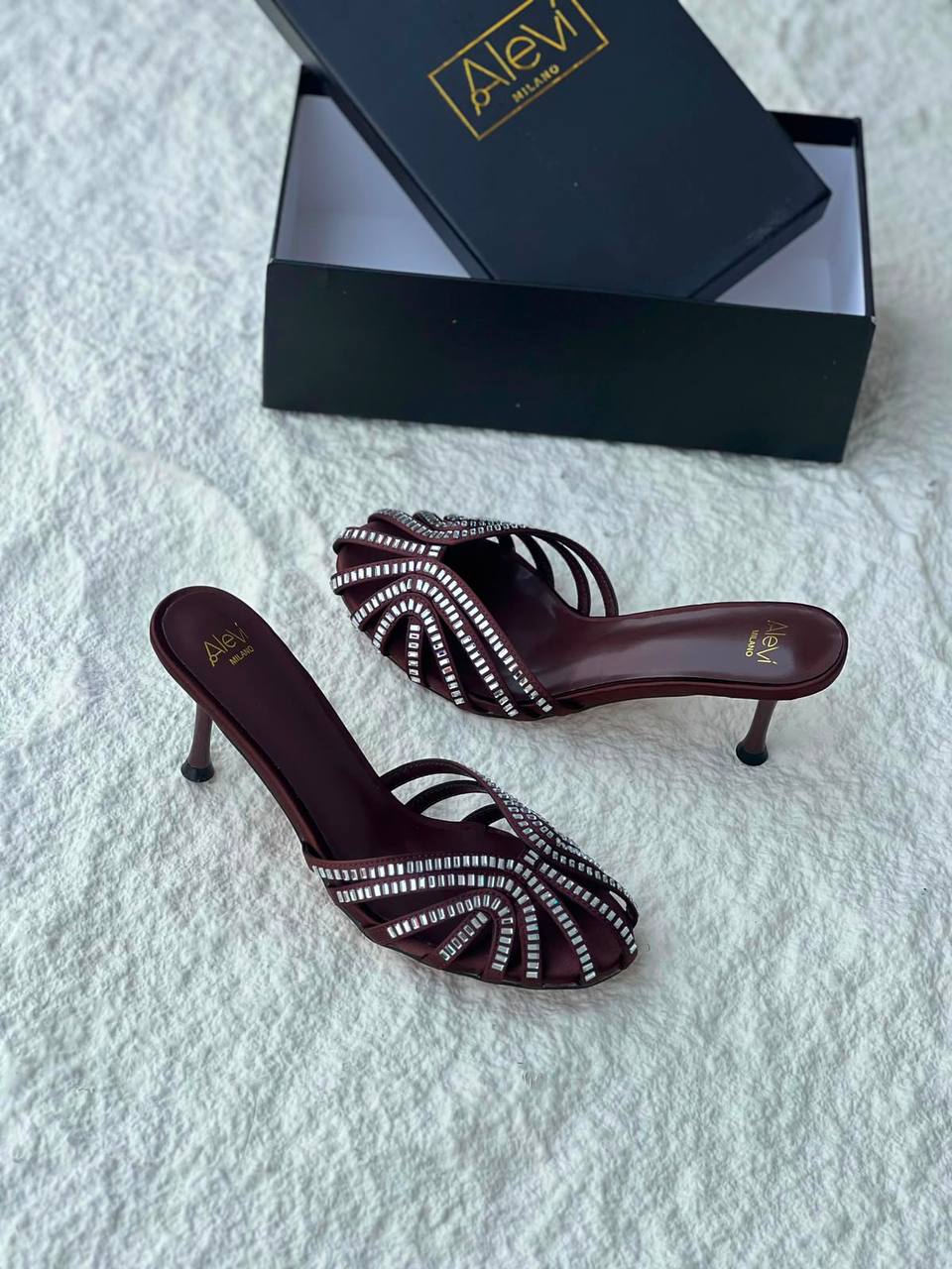 ALEVI MILANO 😘

New arrive 🦋

Size 36-41

110 dhs🇦🇪🇦🇪
Zain21 
♥️♥️♥️