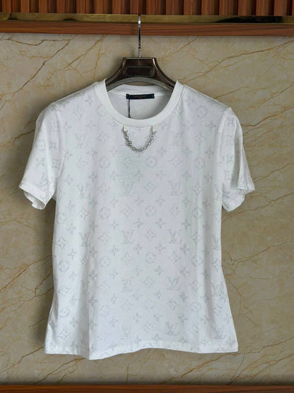 LV
Women’s Tshirt 
Master Quality 
SML
250 dhs🇦🇪🇦🇪

Zain176
♥️♥️♥️