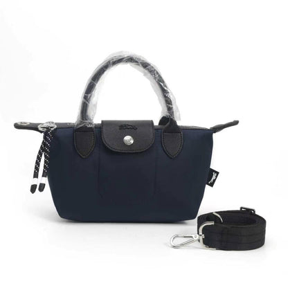 NEW CAME
LONG CHAMP BAG
GOOD QUALITY
50 dhs✅

Zain40
♥️♥️♥️