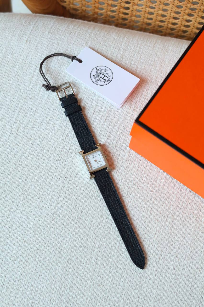 Hermes 
Heure H watch
Mini (21 mm)
Quartz 🔋 
VIP Quality 🎩
For Price 👇 WhatsApp✅
0568585901 
0507557372
0552275751 Owner Zain 👌

Zain326
♥️♥️♥️