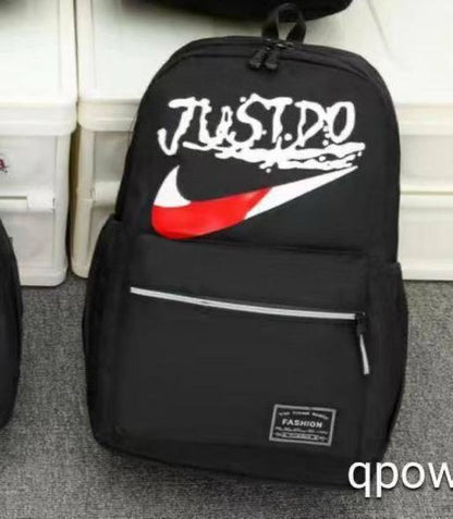 Sport Bags
45*31*5cm
45 dhs❣️

Zain17
♥️♥️♥️