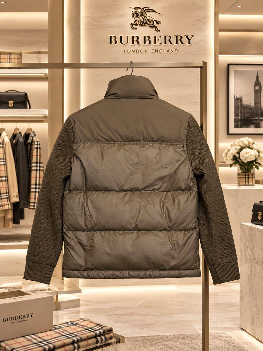 BURBERRY

Super Master quality

Sizes: M L XL 2XL 3XL

990 dhs🇦🇪🇦🇪
Zain330
♥️♥️♥️