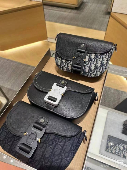 Dior
Master❣️❣️
260 dhs✅

Zain10
♥️♥️♥️