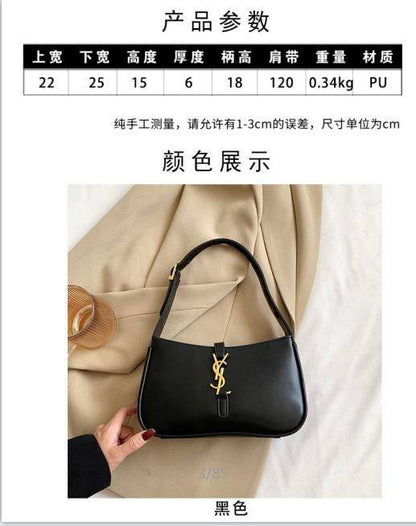YSL
25*15*6 cm
70 dhs💓

Zain17
♥️♥️♥️