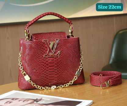LV
Best quality
With box’s
🎁🎁🎁

125 dhs❣️
size 22cm

Zain158
♥️♥️♥️
