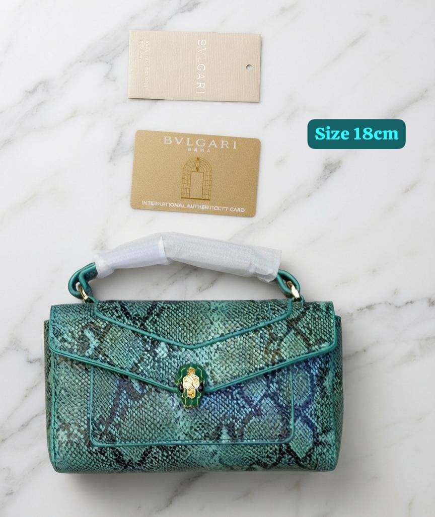 Bvlgari
120 dhs🇦🇪🇦🇪

Zain186
♥️♥️♥️