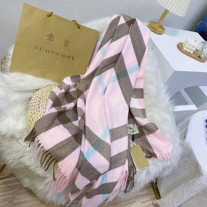 Coming new stock
Winter scarf 
45 dhs🪙🌨️

Zain93
♥️♥️♥️