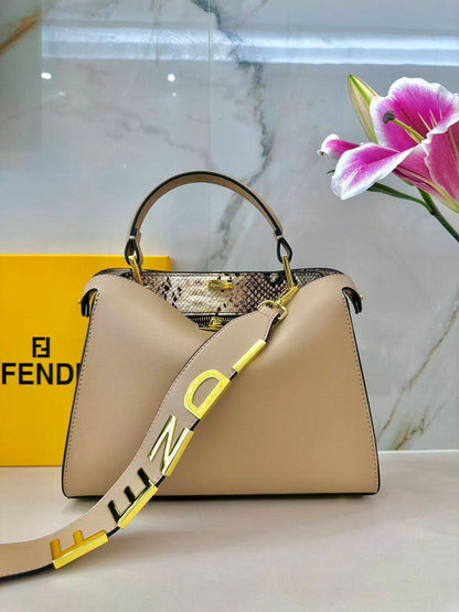 Fendi
115 dhs🇦🇪🇦🇪

Zain143
♥️♥️♥️