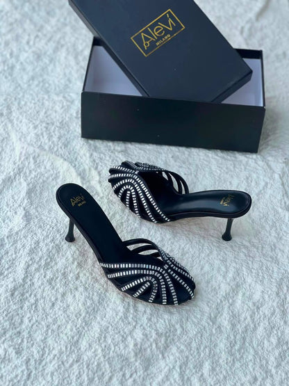 ALEVI MILANO 😘

New arrive 🦋

Size 36-41

110 dhs🇦🇪🇦🇪
Zain21 
♥️♥️♥️