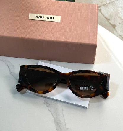 MIU MIU
Super Master Quality
New available

For Price 👇 WhatsApp✅
0568585901 
0507557372
0552275751 Owner Zain 👌

Zain20
♥️♥️♥️