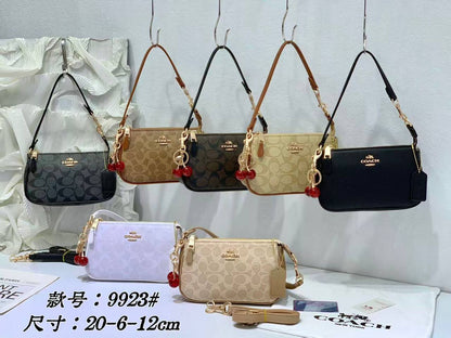Coach 
good quality 
90 dhs✅
with box

Zain278
♥️♥️♥️