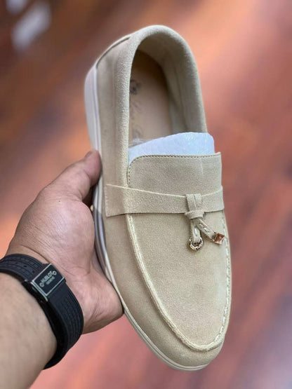 Lora Piana Shoes, 
New Arrived 
Size 36 To 41
130 dhs✅

Zain120
♥️♥️♥️