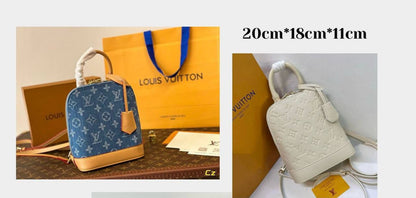 LOUIS VUITTON ,

all are very good quality 

100 dhs🇦🇪🇦🇪

Zain295
♥️♥️♥️