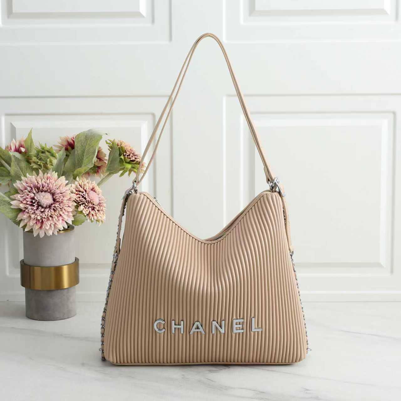 Goyard 
65 dhs✅

Zain232
♥️♥️♥️
