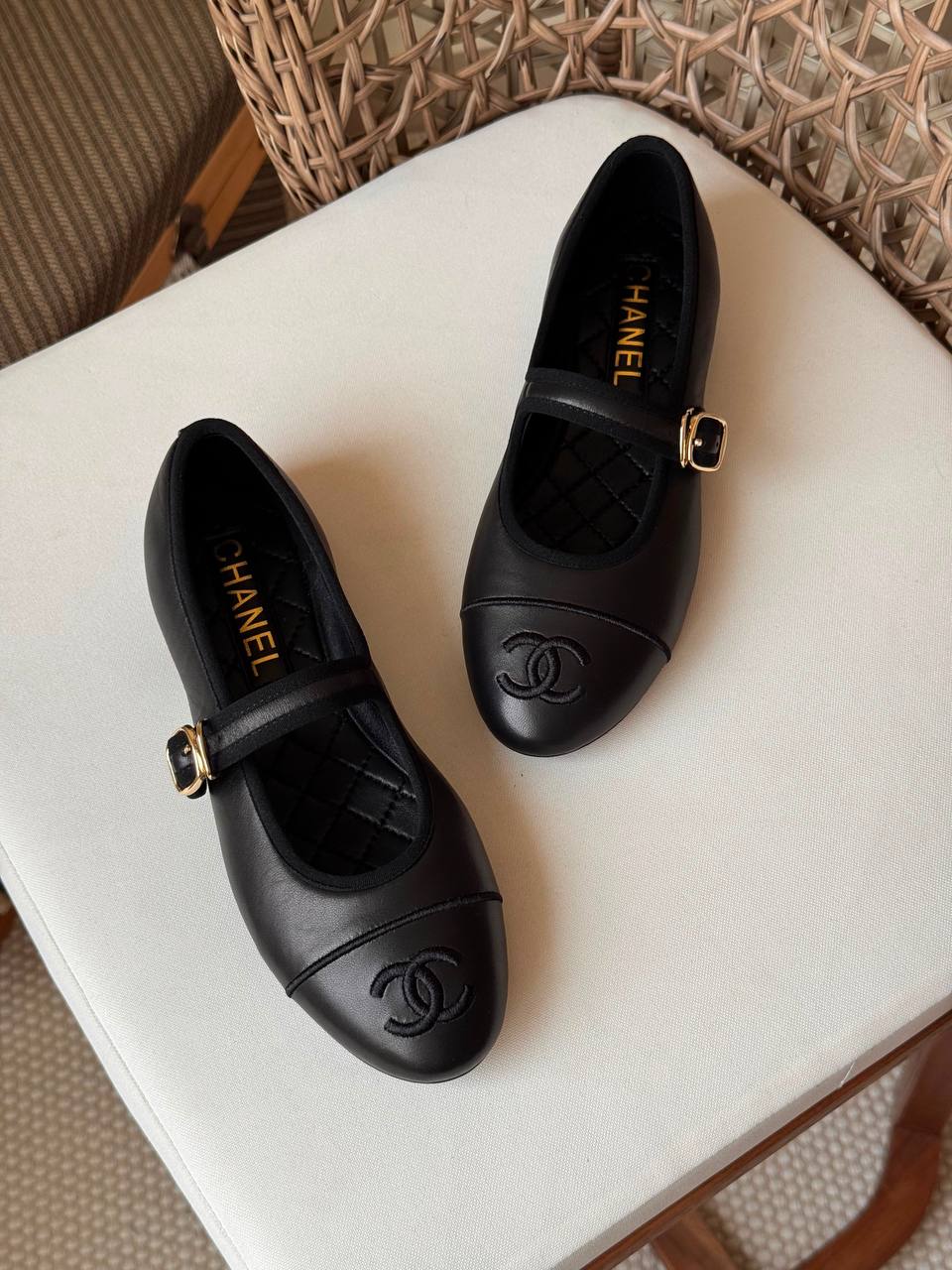 CHANEL
✨ Collection
👠 36–41
💎 Premium Quality
🔥 Super Master
450 dhs🇦🇪🇦🇪

Zain198
♥️♥️♥️
