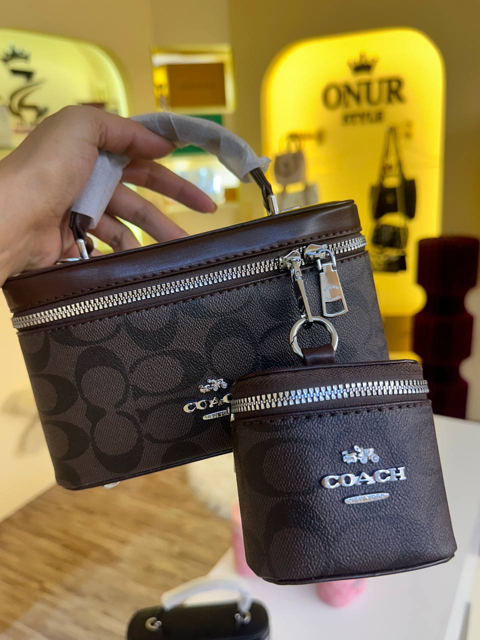 Coach

110 dhs

Zain95

♥️♥️♥️

Zc