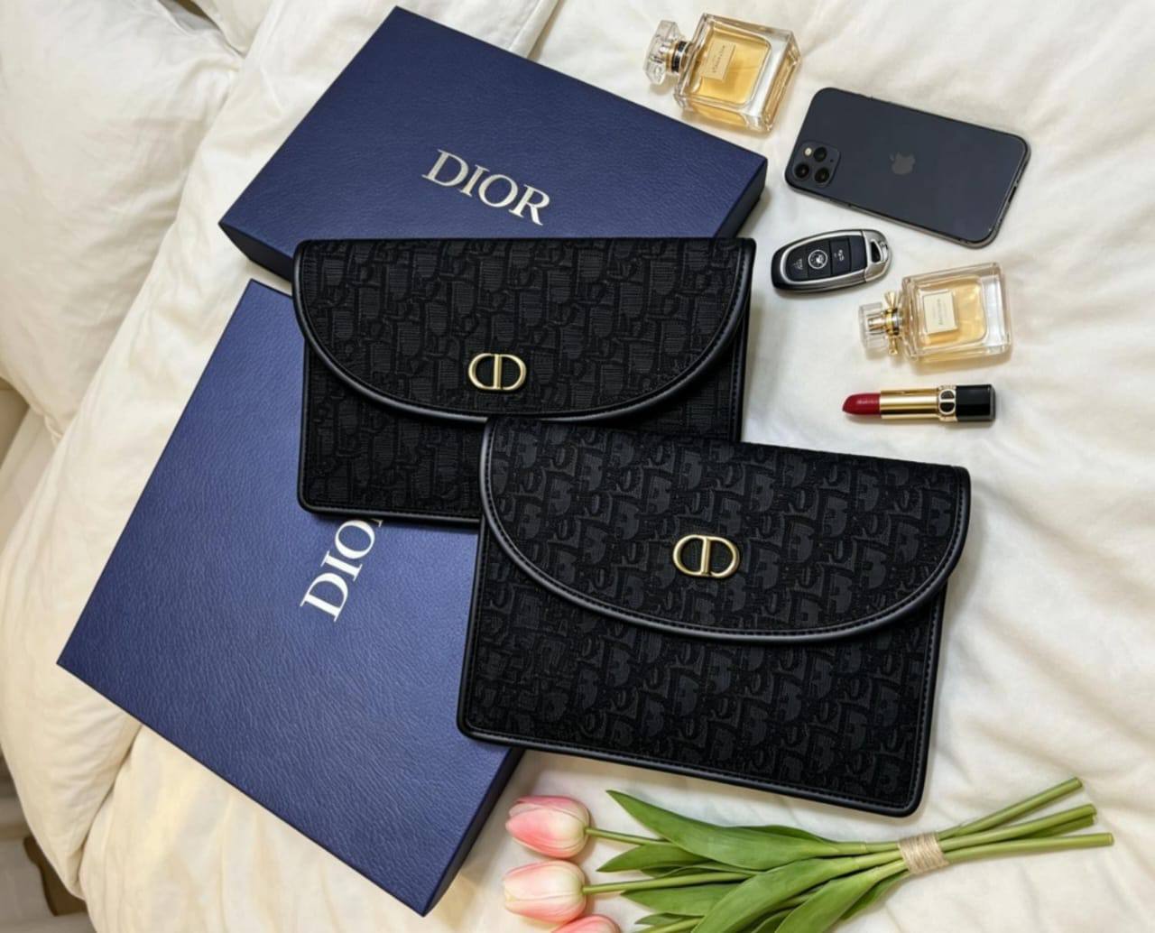 Dior
with box
🎁🎁🎁

75 dhs✅

Zain07
♥️♥️♥️