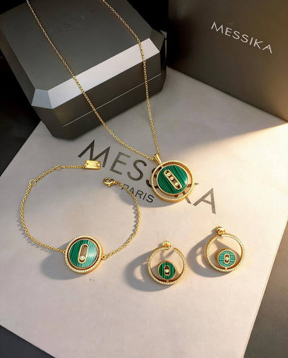 MESSIKA SET
MASTER💫✨
NECKLACE BRACELET EARRINGS
WITH BOX AND PAPER BAG 🛍️🎁
140 DHS🇦🇪

Zain89
♥️♥️♥️