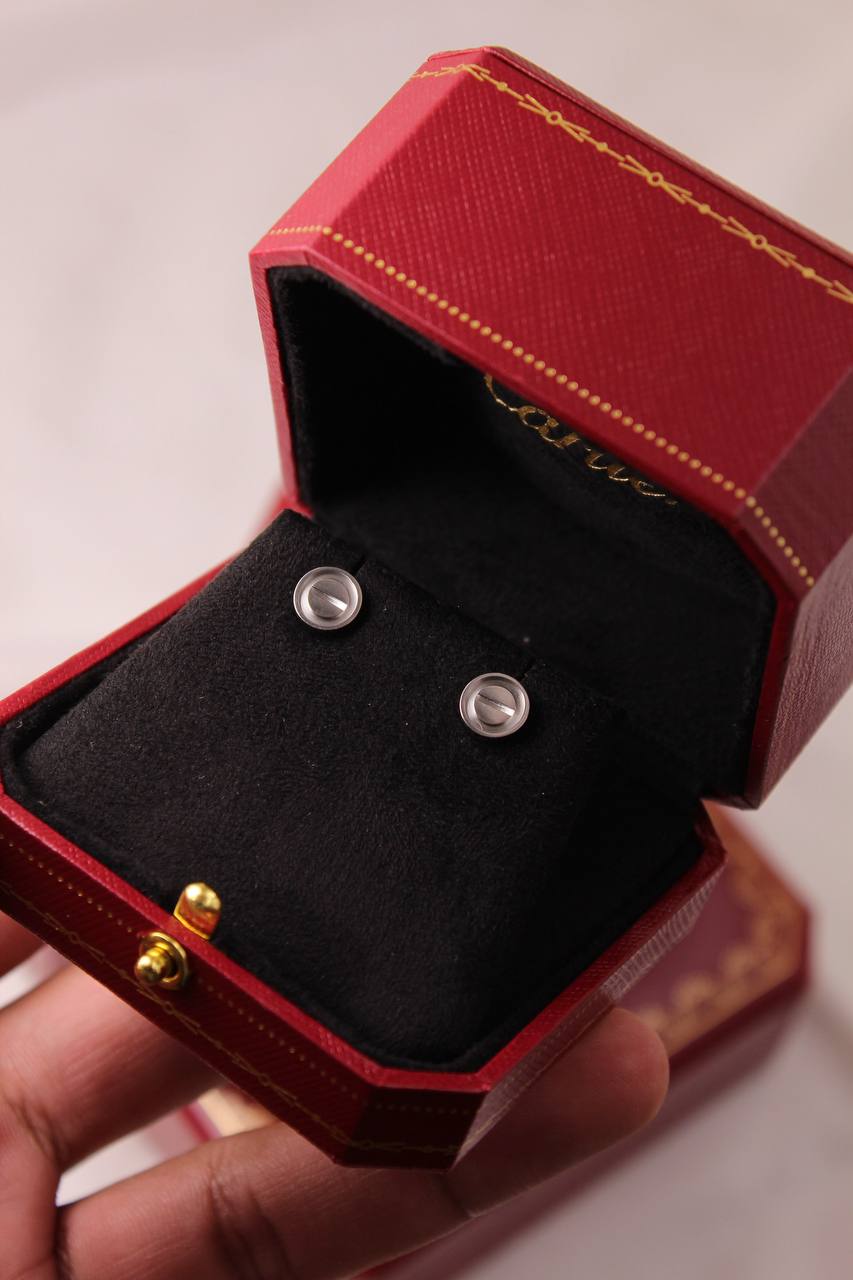 Cartier
LOVE NECKLACE, MULTI-WEAR with EARRINGS 
Super Master Quality
Available 
Gold , Silver & Rosegold

For Price 👇 WhatsApp✅
0568585901 
0507557372
0552275751 Owner Zain 👌

Zain106
♥️♥️♥️