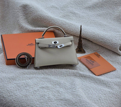Hermes Kelly 
           19Cm
330 dhs❣️

Zain131
♥️♥️♥️