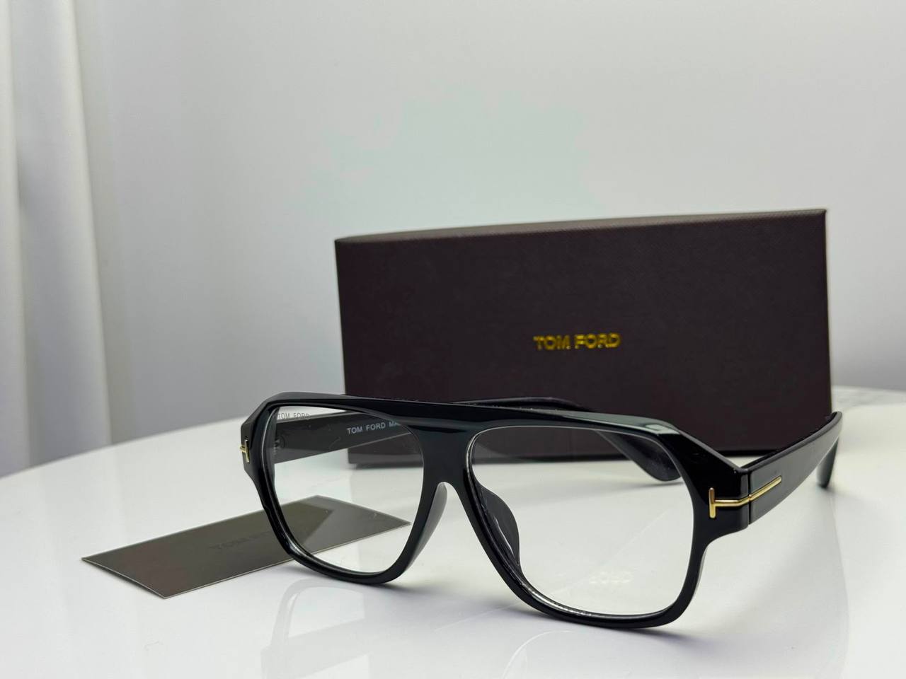 TomFord

55 DHS🇦🇪🇦🇪🇦🇪

Good quality 

Zain182
♥️♥️♥️