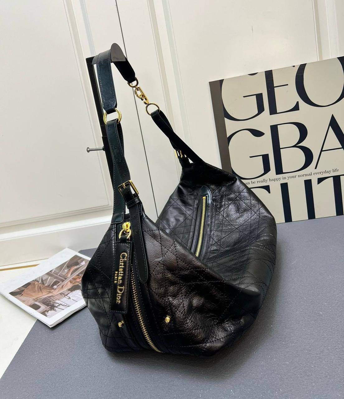 DIOR  
GOOD QUALITY
100 dhs✅

Zain295
♥️♥️♥️