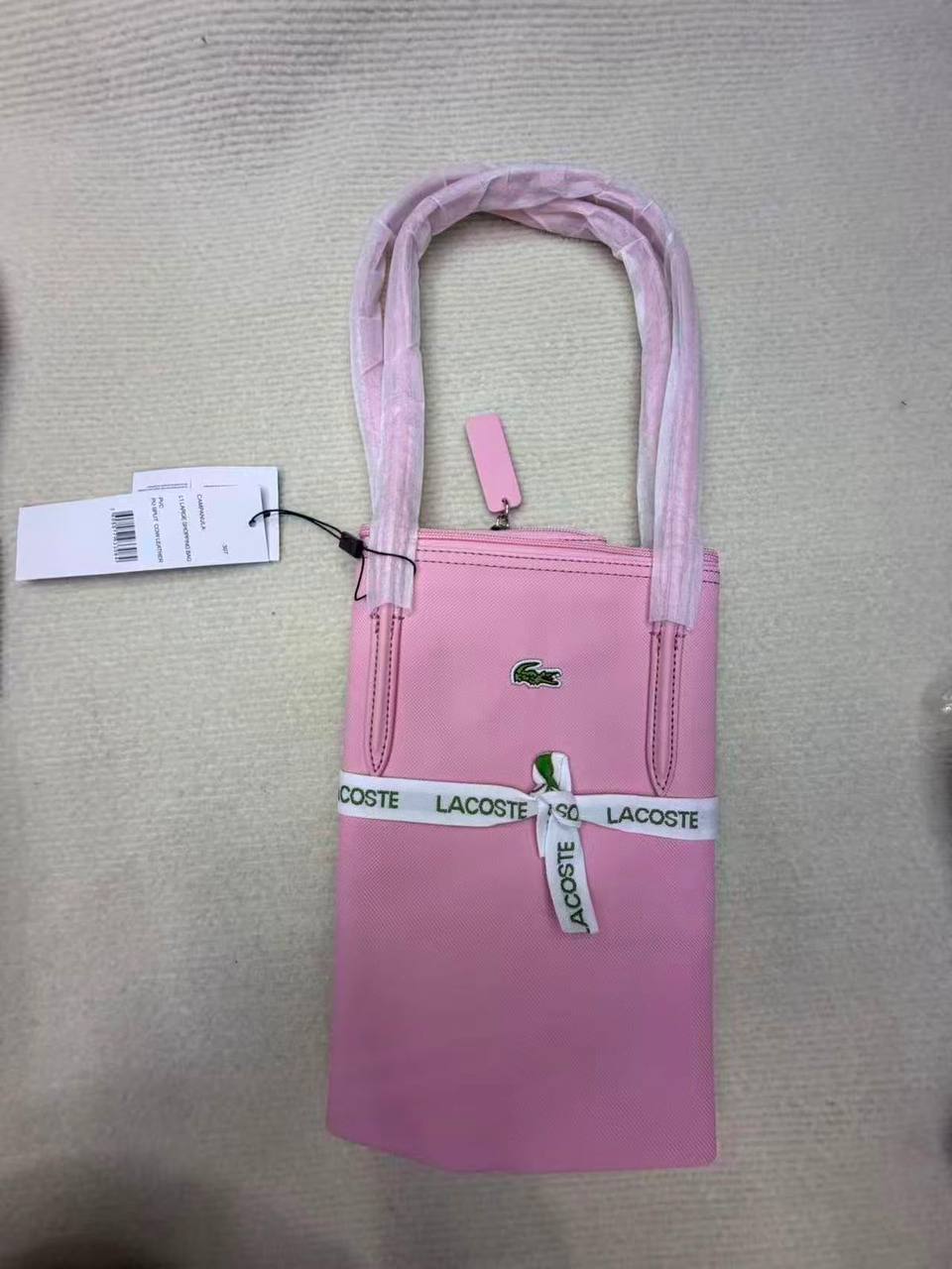 Lacoste
50 dhs🇦🇪🇦🇪

Zain04
♥️♥️♥️