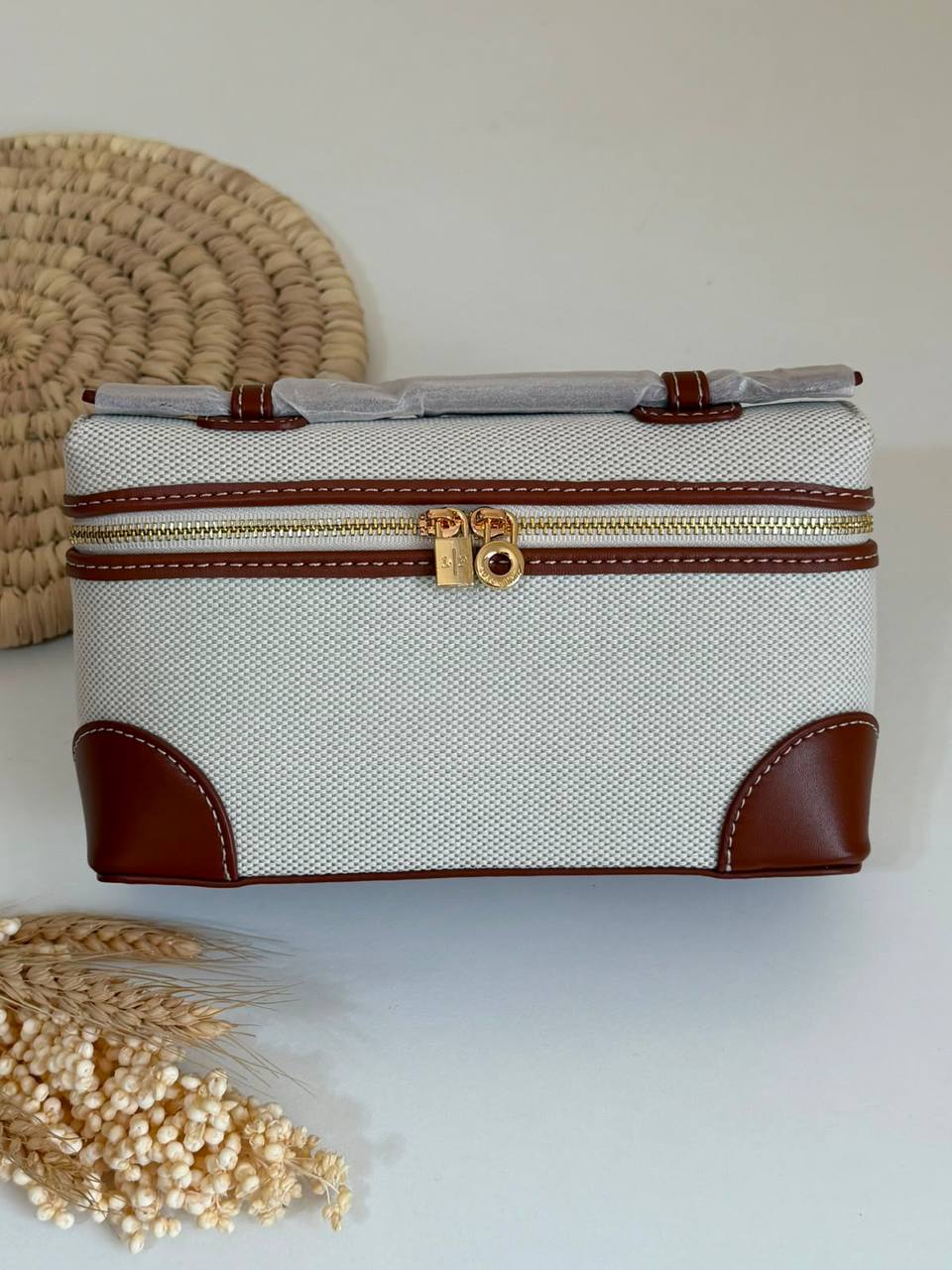 Loro Piana Master❣️❣️
230 dhs🇦🇪🇦🇪

Zain134
♥️♥️♥️