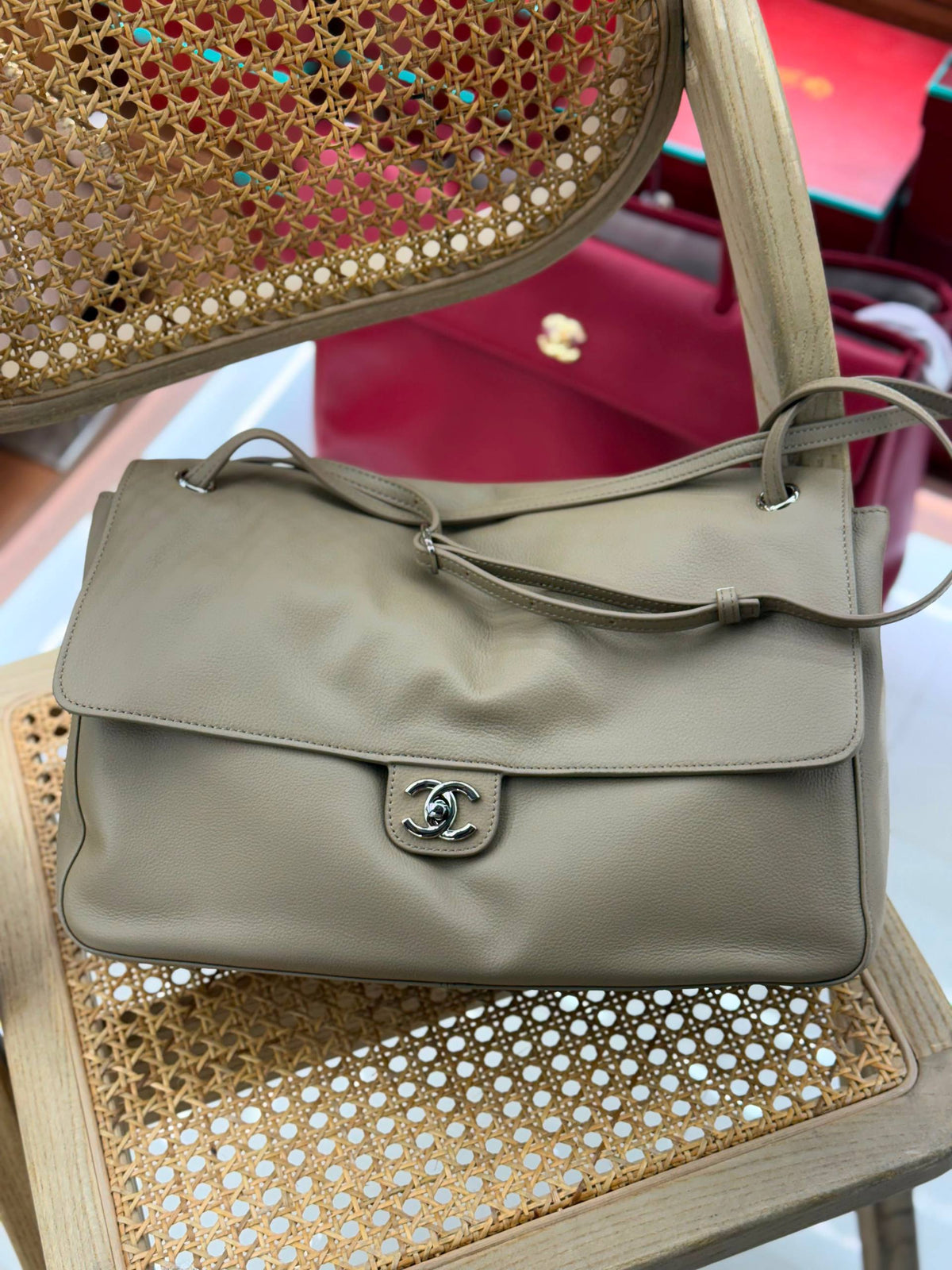 CHANEL

35cm
470 dhs🇦🇪🇦🇪

MASTER QUALITY

Zain167
♥️🇦🇪🇦🇪